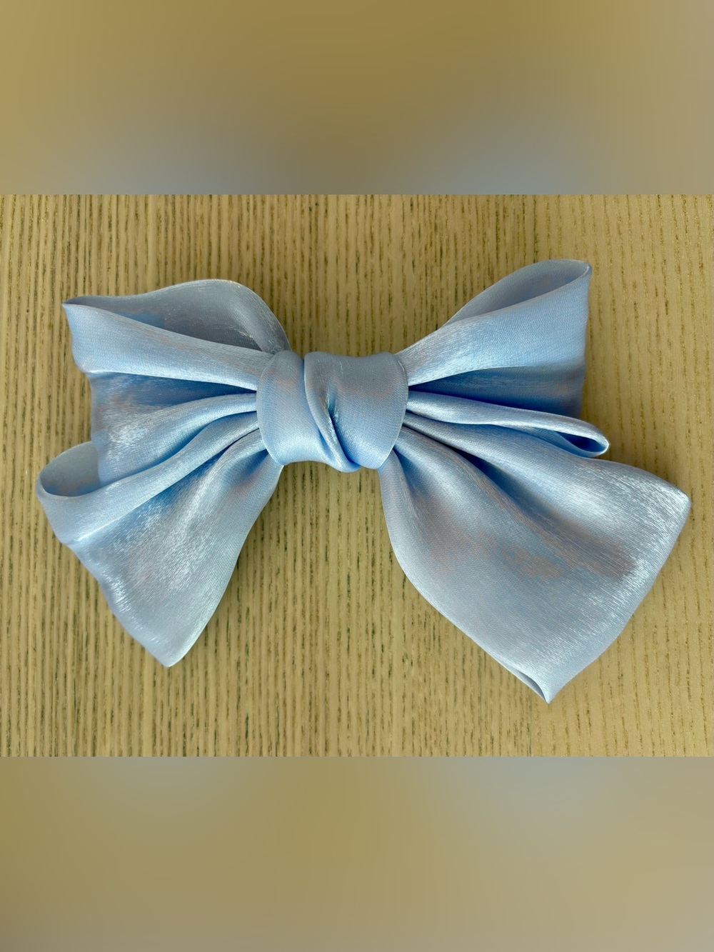 2 hair accessories